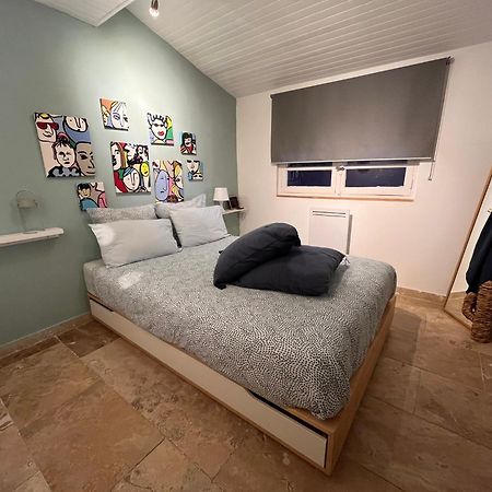 Maison Provencale Au Calme De La Campagne Avec Jacuzzi Aix-en-Provence Esterno foto