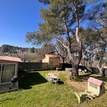 Maison Provencale Au Calme De La Campagne Avec Jacuzzi Aix-en-Provence Esterno foto