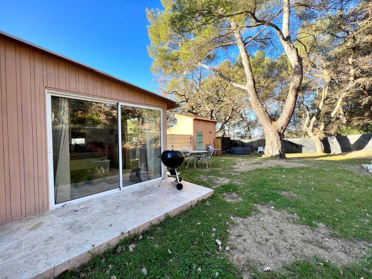 Maison Provencale Au Calme De La Campagne Avec Jacuzzi Aix-en-Provence Esterno foto