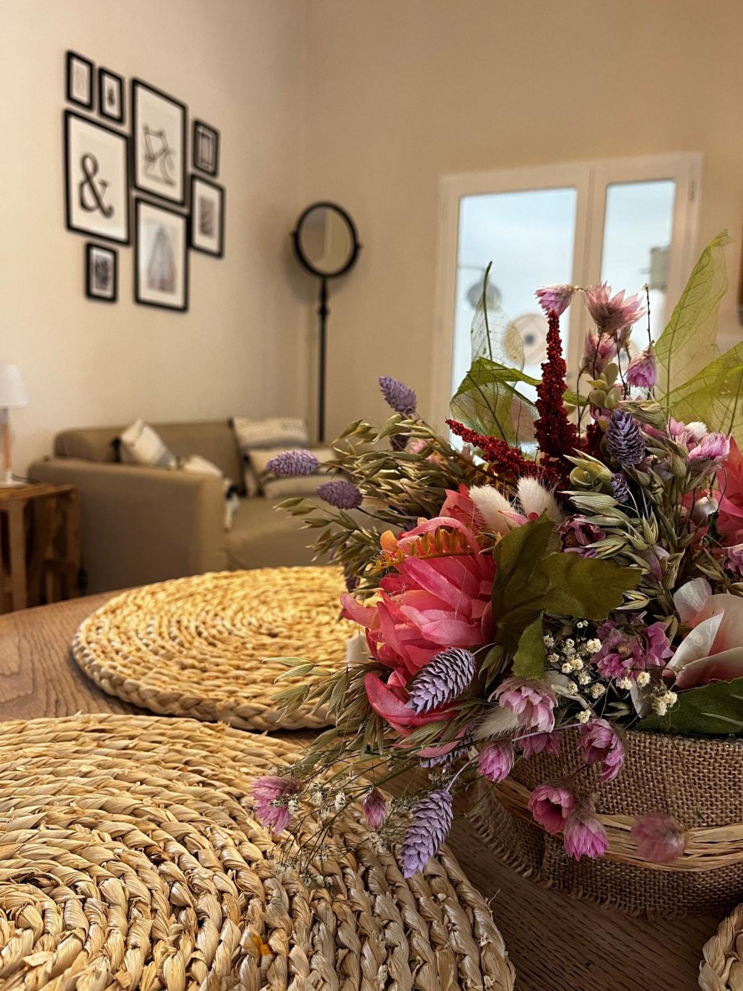Maison Provencale Au Calme De La Campagne Avec Jacuzzi Aix-en-Provence Esterno foto