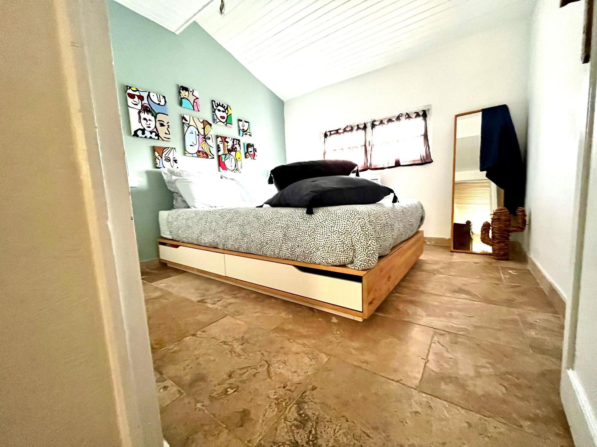 Maison Provencale Au Calme De La Campagne Avec Jacuzzi Aix-en-Provence Esterno foto