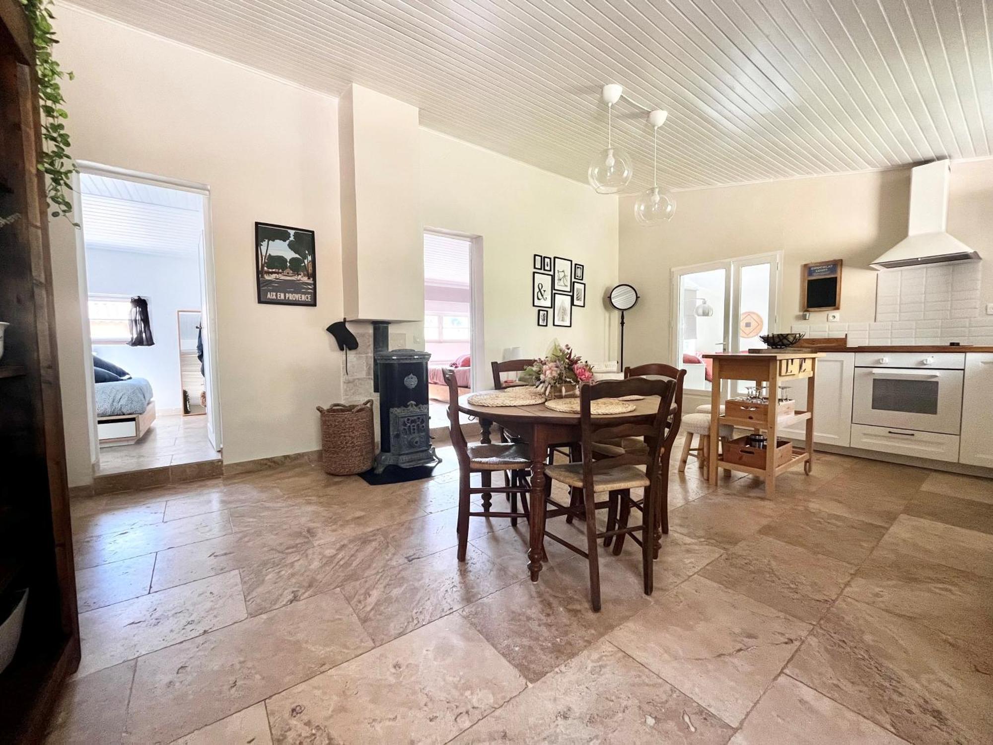 Maison Provencale Au Calme De La Campagne Avec Jacuzzi Aix-en-Provence Esterno foto