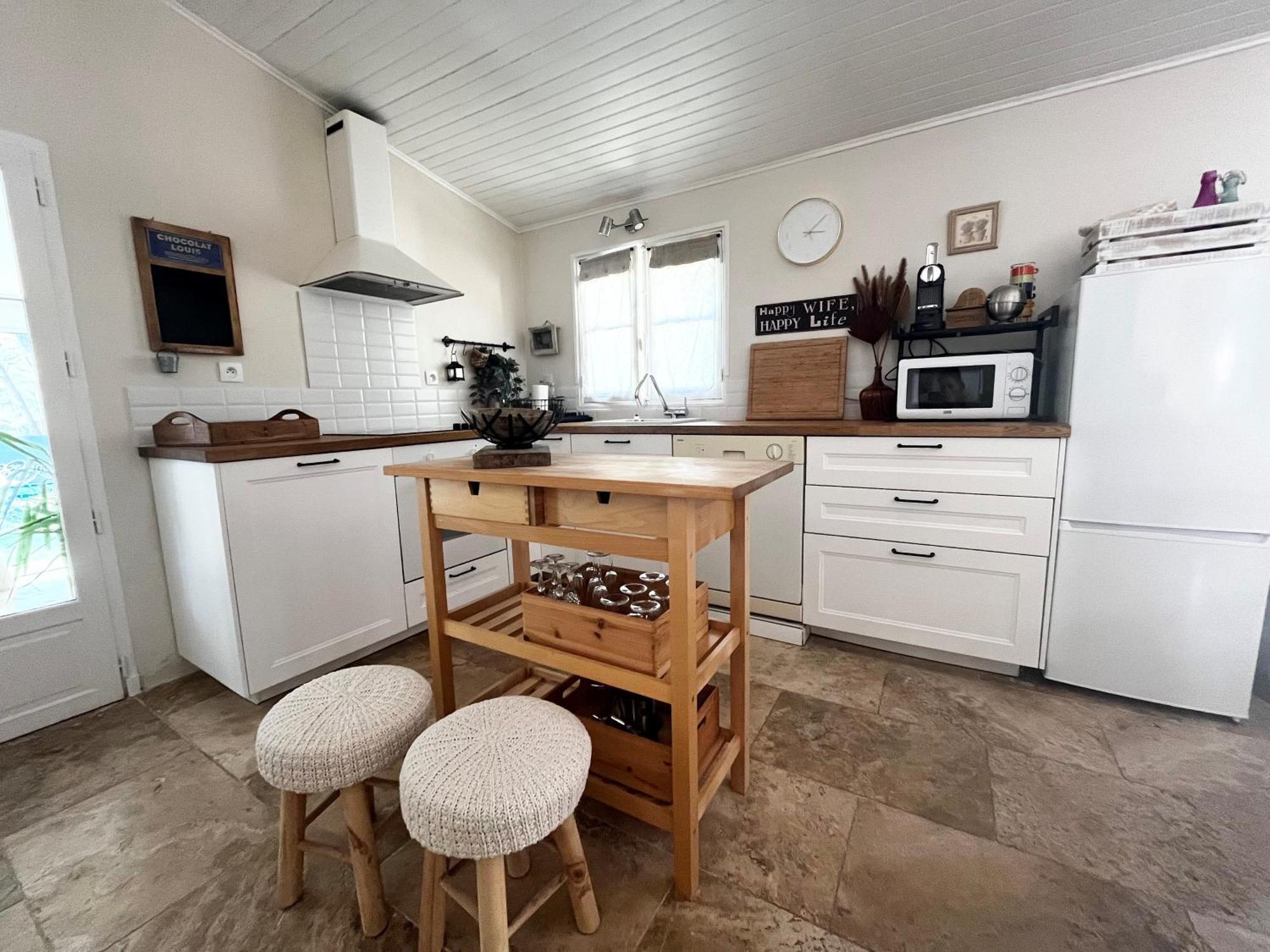 Maison Provencale Au Calme De La Campagne Avec Jacuzzi Aix-en-Provence Esterno foto