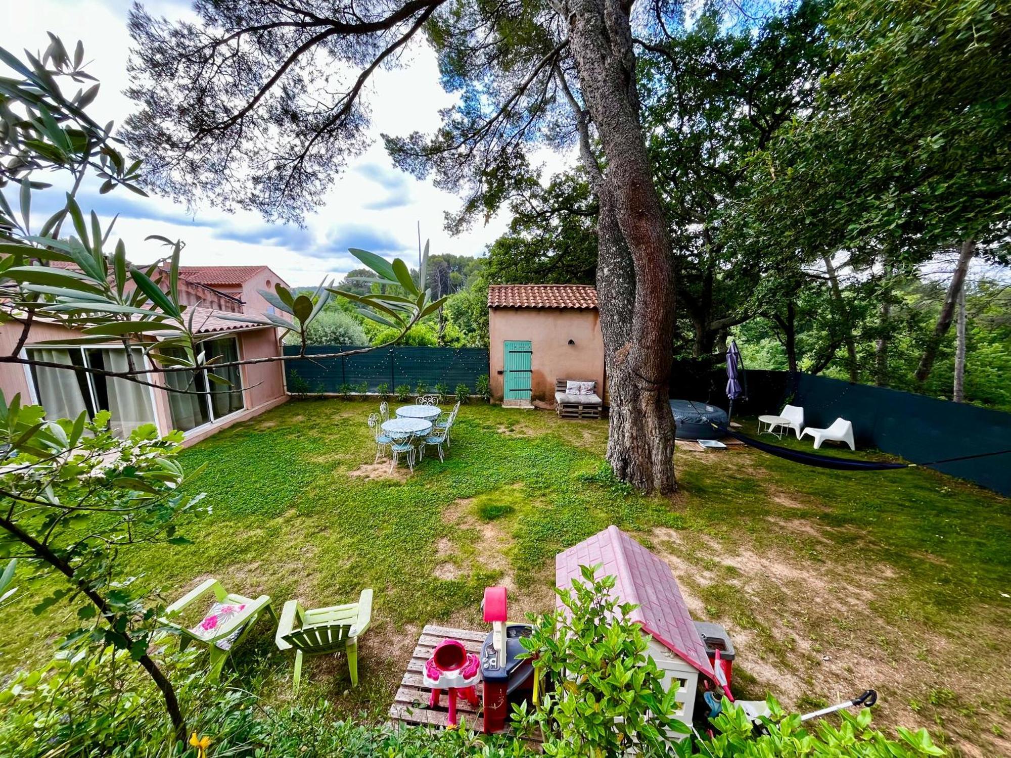 Maison Provencale Au Calme De La Campagne Avec Jacuzzi Aix-en-Provence Esterno foto
